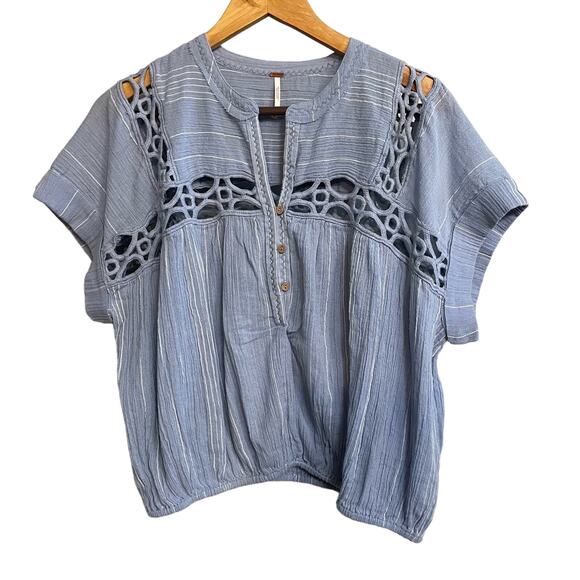 Free People Tops - Free‎ People Top Cedar Striped Lace Trim Pullover Sz L Blue Cutouts Cropped